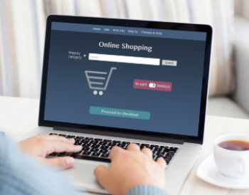 Online vs In-Store: How Packaging Attracts Customers